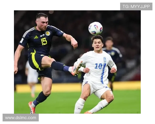 2025年世界杯足球赛精彩对决：全球顶级球队展开激烈角逐，谁能捧起冠军奖杯